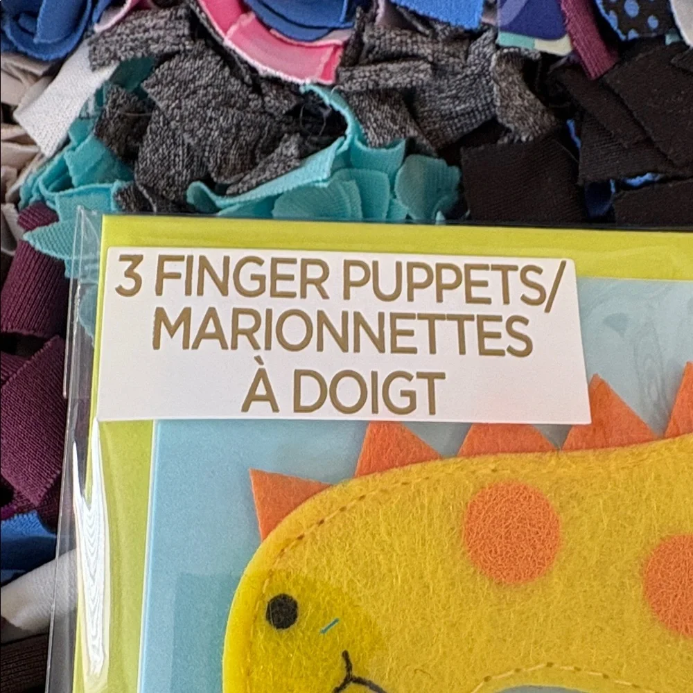 🆕Papyrus Kids Finger Puppet Birthday Card